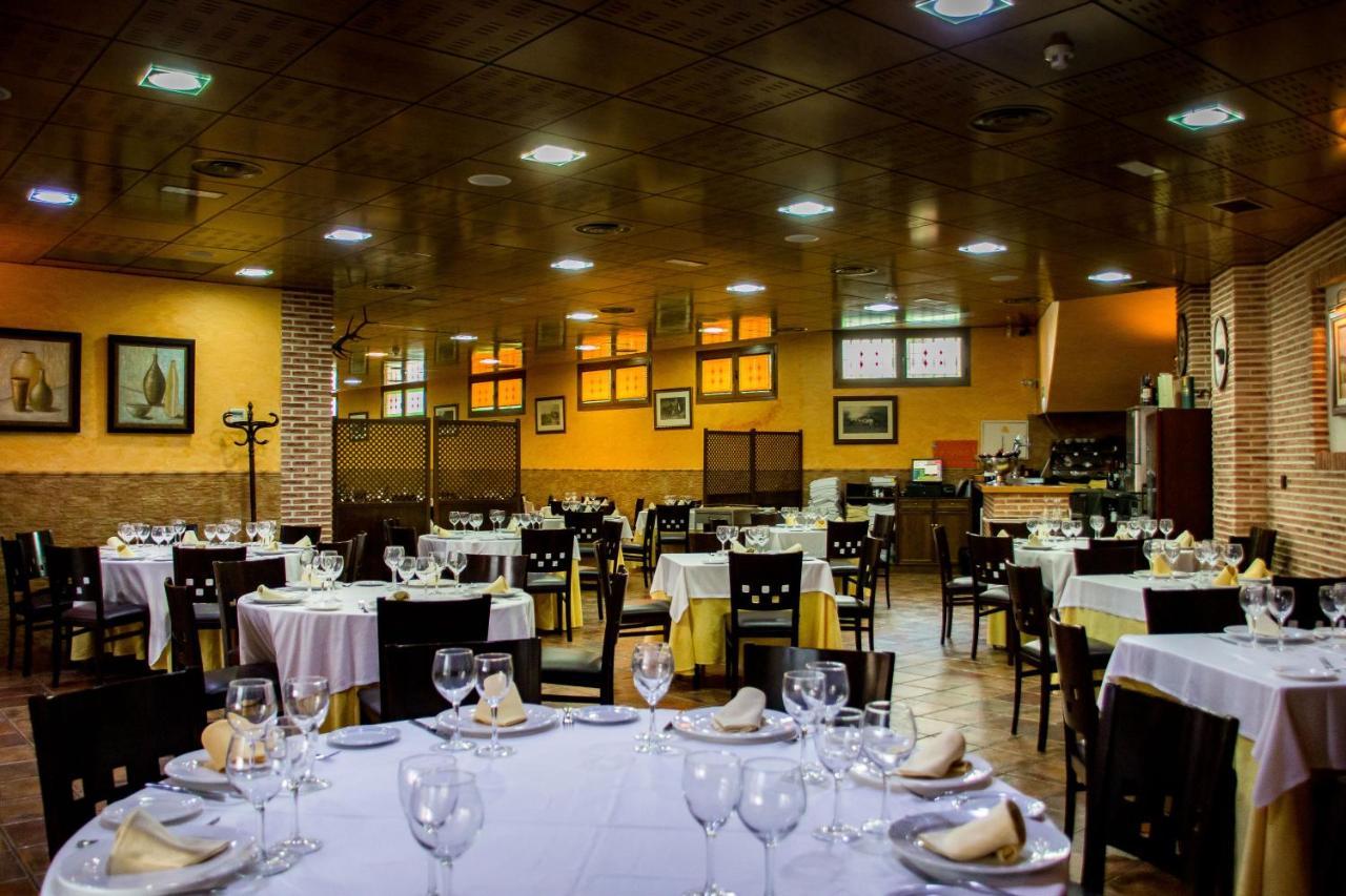 Hotel Rural El Jardin Aldea del Fresno Exterior photo